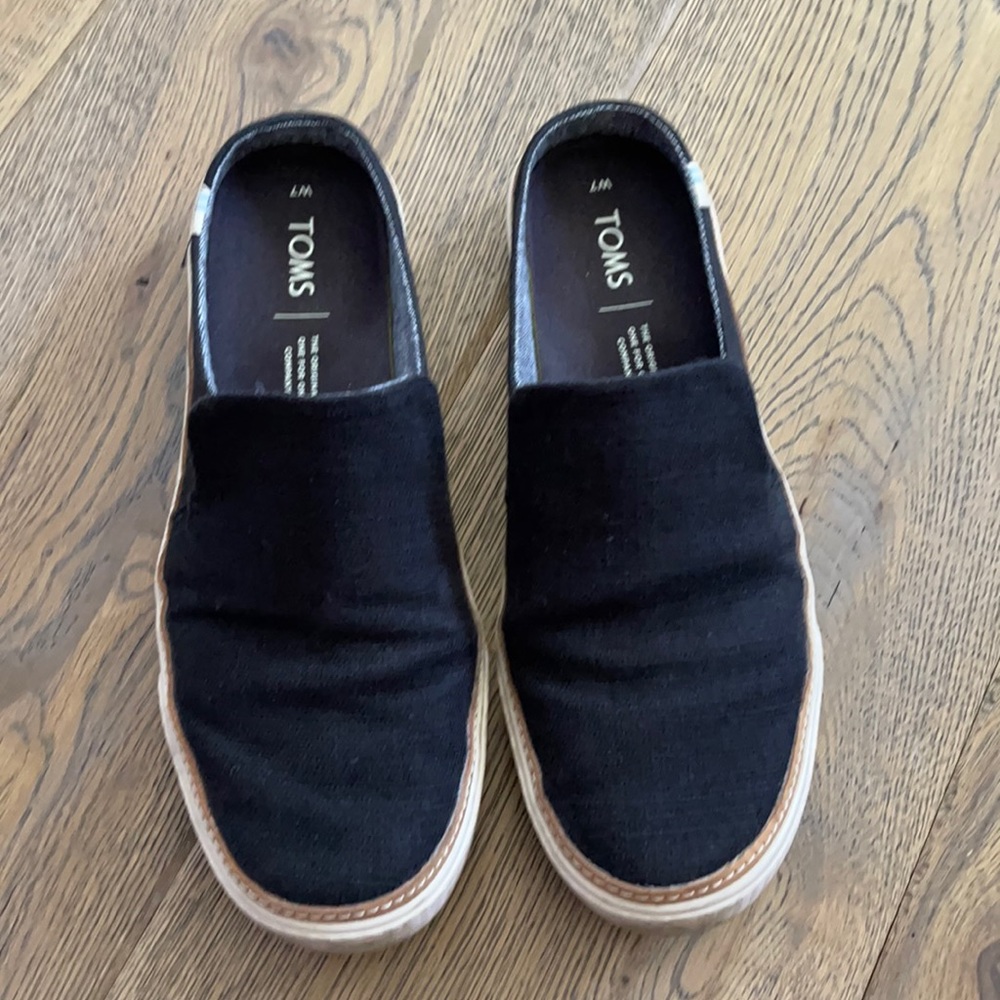 Tom Black Slides